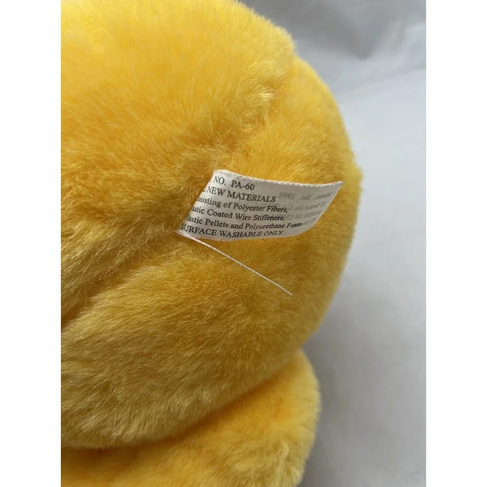 Disney's Winnie the Pooh Plush with Fall Scarf Leaves 1998 Mattel Vintage